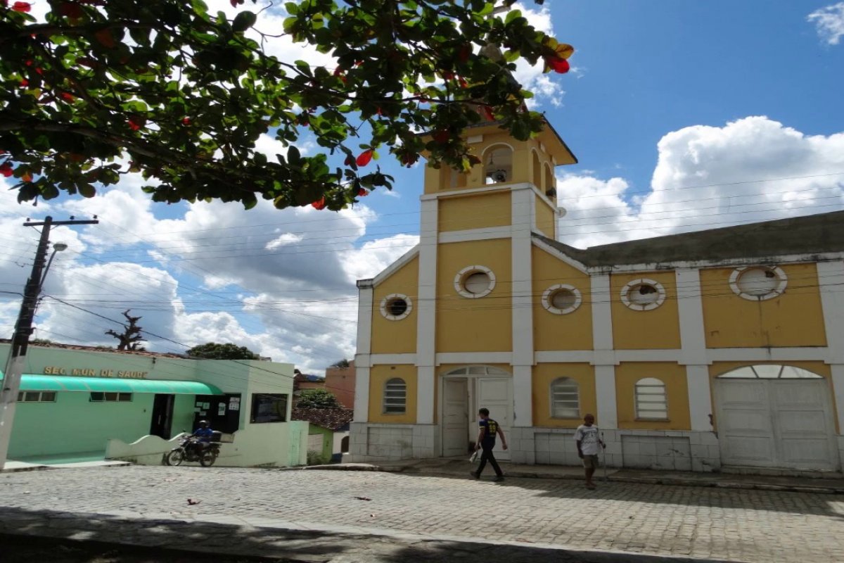 Dário Meira Bahia fonte: www.faroldabahia.com.br Fonte: www.faroldabahia.com.br